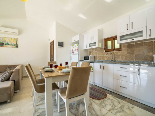  gece  -  Kasım
  | Kalkan İslamlar Balayı Villası: Taş ve Ahşabın Romantik Uyumu